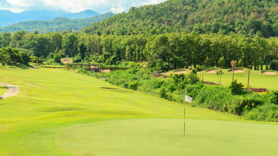 El campo de golf público diseñado por Seve Ballesteros, Meaztegi Golf