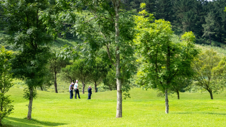 Pitch & Putt y prácticas, aprovecha las instalaciones de Meaztegi