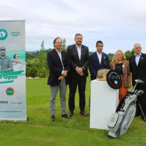 Presentación del V Bizkaia PGAe Open en Meaztegi Golf con cinco responsables del torneo