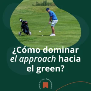 Golfista ejecutando un golpe de aproximación hacia el green en Meaztegi Golf, Bizkaia